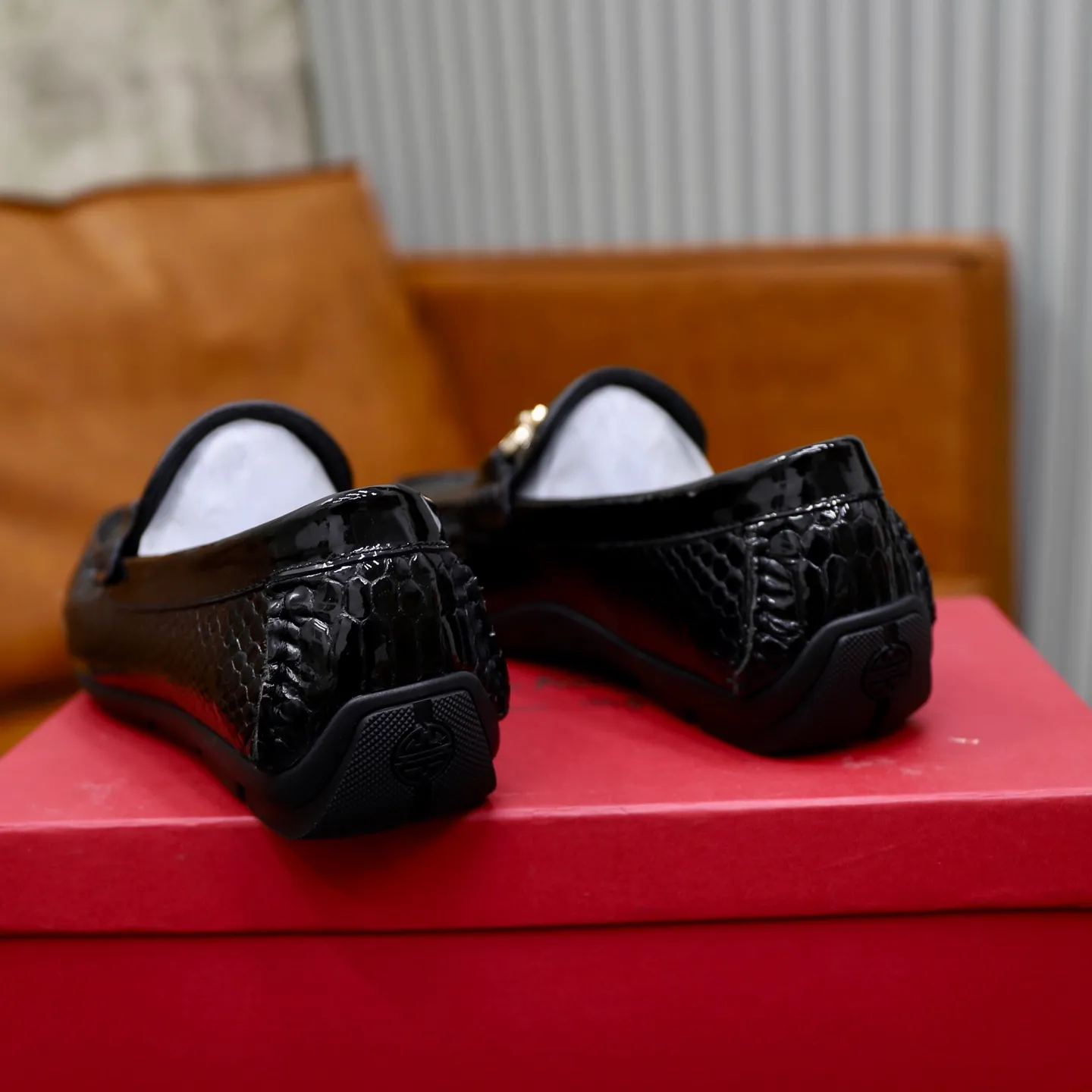 Men's men's shoes 💰462💰🙅‍♂️🙅‍♂️🙅‍♂️Niuli Brand: Ferragamo Standard code: Men's code 38/44 (45 customized) Grade: Same style as the official website Material: Original imported cowhide leather lining Original wear-resistant lightweight outsole Style category: Men's casual slip-on shoes Doudou shoes Noble luxury brand elements, top luxury color: actual picture color